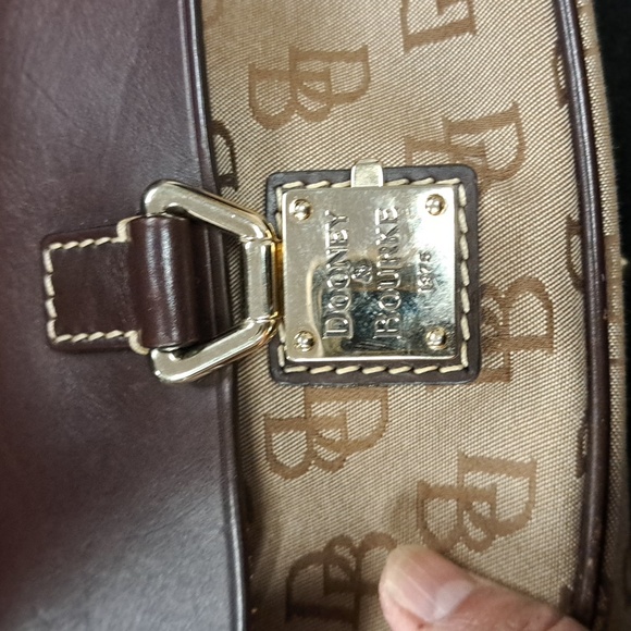 Dooney & Bourke Signature Canvas and Leather Satchel Bag Pre-loved🤎 Clean - Picture 6 of 16